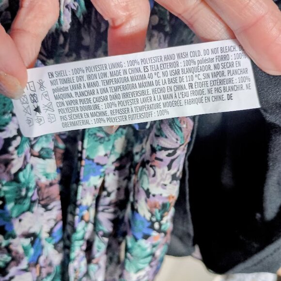 Ruffle Pleated Lined Floral Romper with Belt - Picture 12 of 12